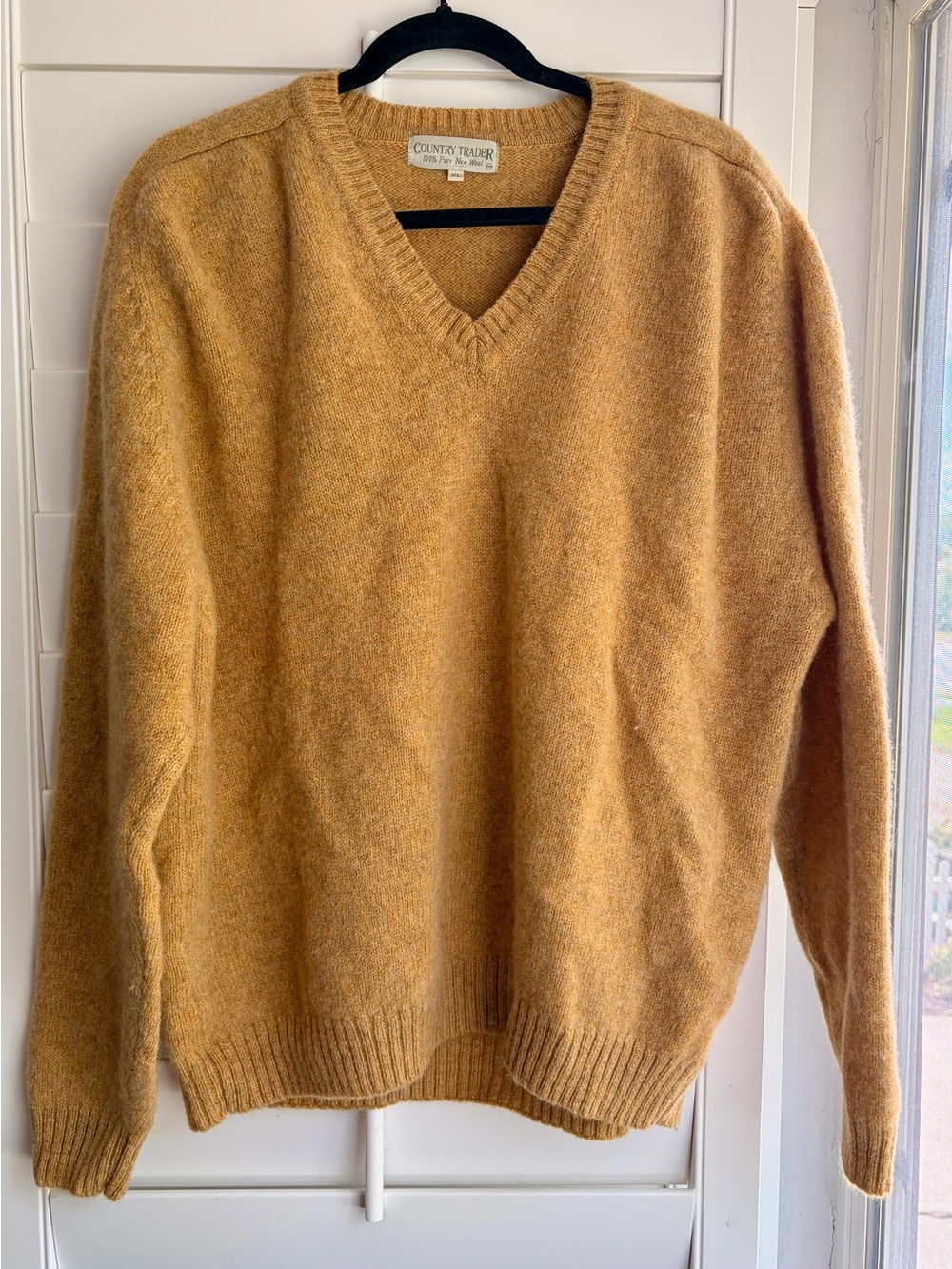 Men's V-Neck Sweater in Warm Camel